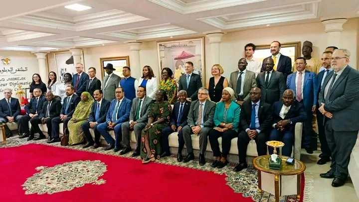 ادريس لشكر يبرز مواقف الاتحاد الاشتراكي من تفعيل الدستور، وحصيلة الحكومة، وإصلاح المدونة ووضع اليسار.